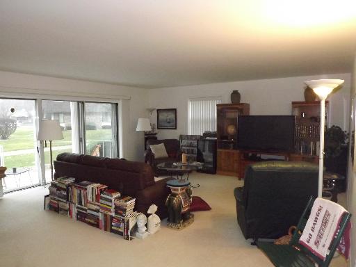 1090 S Nelson Ave #1, Kankakee, IL 60901 photo 2