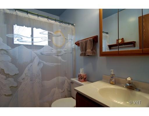 Undisclosed, Addison, IL 60101 photo 8