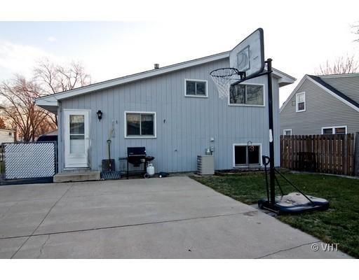 Undisclosed, Addison, IL 60101 photo 9