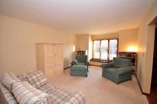 1345 E Gartner Rd, Naperville, IL 60540 photo 6