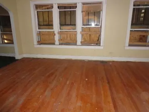 650 E 89th Pl, Chicago, IL 60619 photo 2