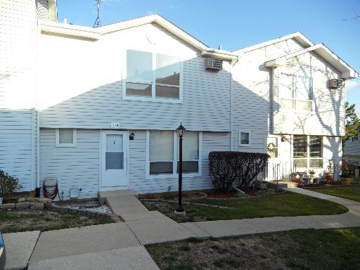 329 Peppertree Ln, Aurora, IL 60504 photo 1