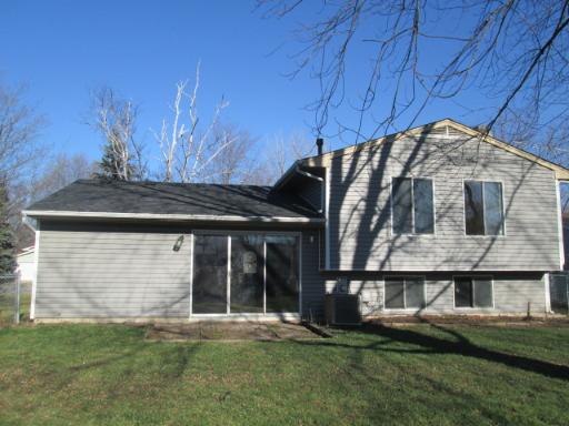 1099 Sebring Dr, Elgin, IL 60120 photo 8