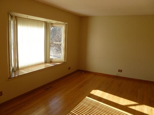 Undisclosed, Addison, IL 60101 photo 8