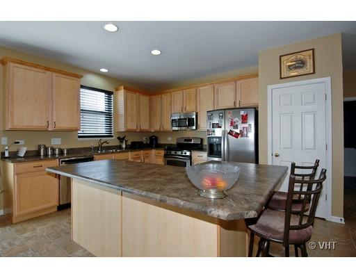 297 Sonora Dr, Elgin, IL 60124 photo 3