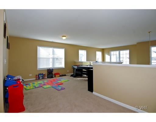 297 Sonora Dr, Elgin, IL 60124 photo 9