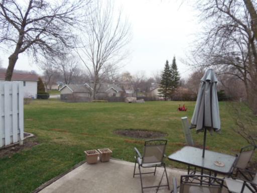 595 E Harbor Ter, Bartlett, IL 60103 photo 14