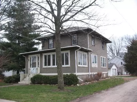 120 E Lincoln St, Seneca, IL 61360 photo 2