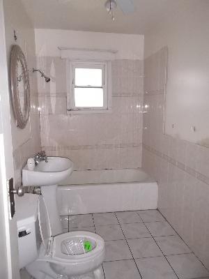 831 S Watson St, Aurora, IL 60505 photo 9