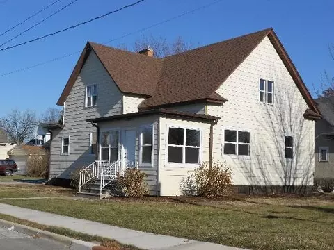 2129 6th St, Peru, IL 61354 photo 1