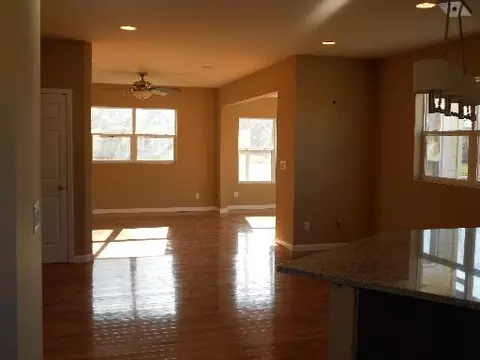 2129 6th St, Peru, IL 61354 photo 6