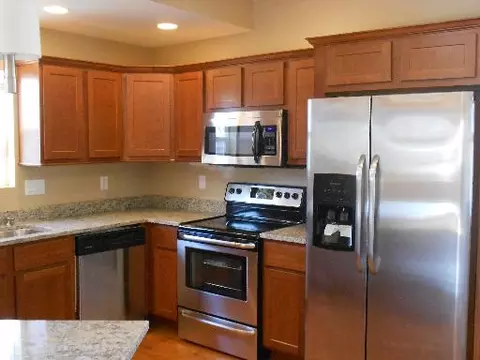 2129 6th St, Peru, IL 61354 photo 4