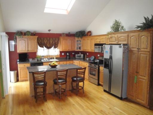7827 Parkside Ave, Burbank, IL 60459 photo 7