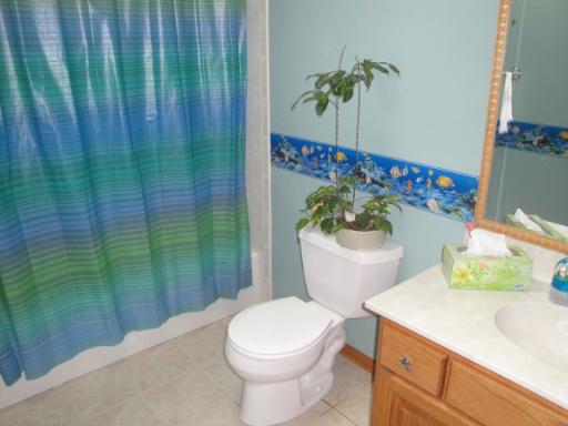 7827 Parkside Ave, Burbank, IL 60459 photo 8