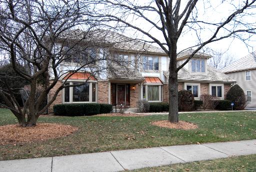 401 Brighton Dr, Wheaton, IL 60189 photo 1