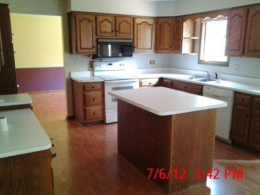 1643 185th St, Lansing, IL 60438 photo 4