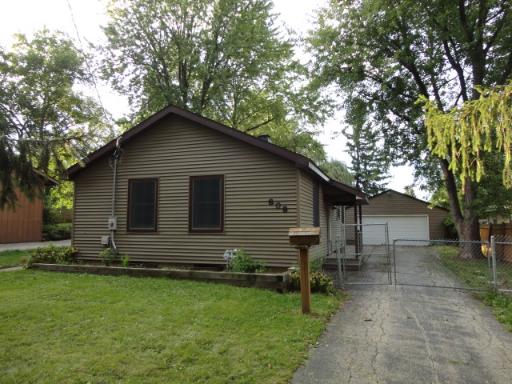 808 Goethe St, Elgin, IL 60123 photo 1