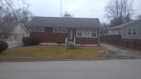 620 Edison Ave, Aurora, IL 60505 photo 1