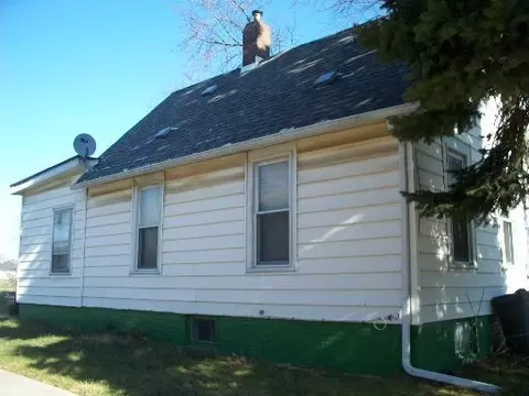 1002 E First St, Streator, IL 61364 photo 5