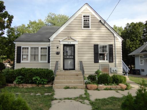 515 Ashland Ave, Elgin, IL 60123 photo 1