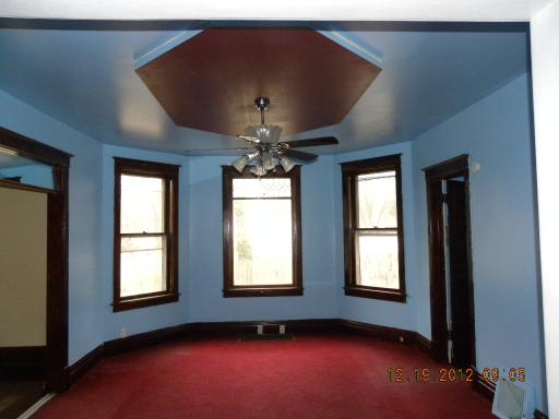210 Cherry St, Elgin, IL 60120 photo 2