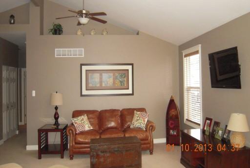 1305 Bluejay Ln, Plainfield, IL 60586 photo 2