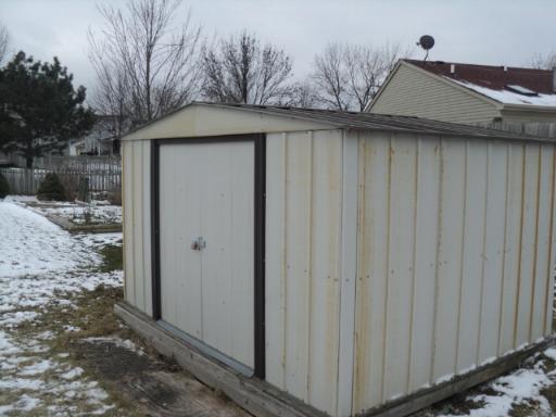 Undisclosed, Elgin, IL 60123 photo 15