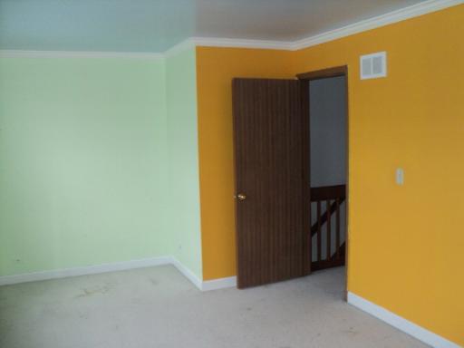 Undisclosed, Elgin, IL 60123 photo 11