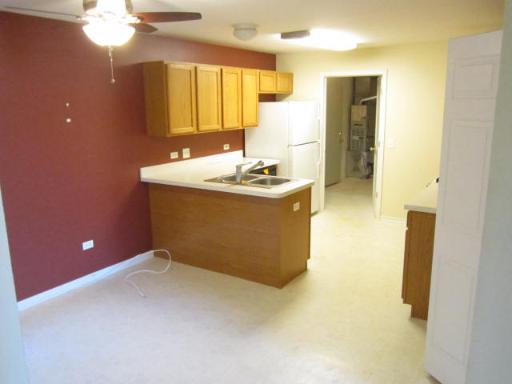 2252 Scott Ln, Aurora, IL 60502 photo 5