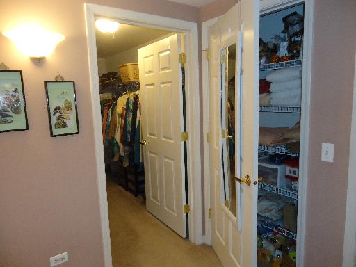 1675 Mill St #409, Des Plaines, IL 60016 photo 9