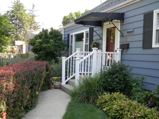 521 Wilcox Ave, Elgin, IL 60123 photo 1