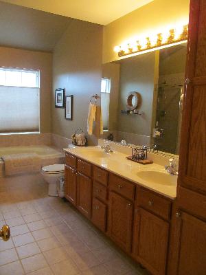 204 River Ct, Minooka, IL 60447 photo 11