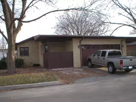 110 River Ln, Ottawa, IL 61350 photo 3