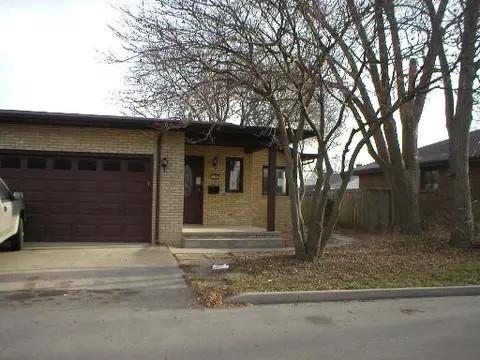110 River Ln, Ottawa, IL 61350 photo 1
