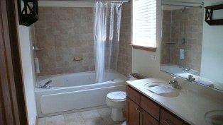 115 Shawnee Ln, Harvard, IL 60033 photo 6
