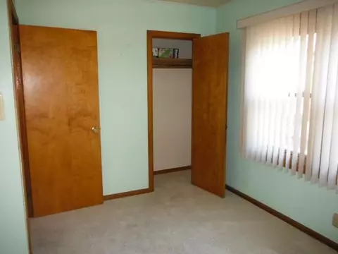 2022 Tenth St, Peru, IL 61354 photo 4