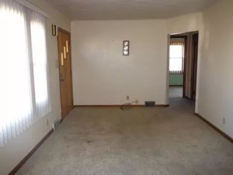 2022 Tenth St, Peru, IL 61354 photo 2