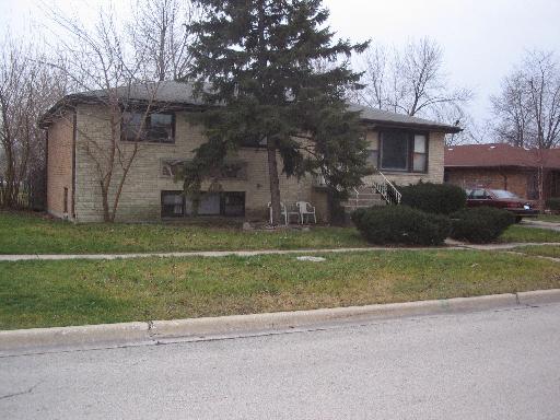 7315 W 82nd St, Bridgeview, IL 60455 photo 1