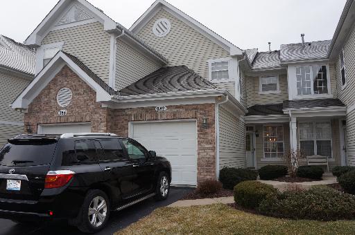 982 Sheridan Cir, Naperville, IL 60563 photo 1