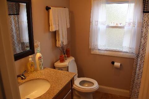444 Florian Dr, Des Plaines, IL 60016 photo 11