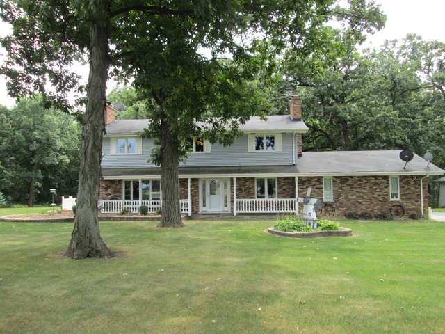 2941 E Brunswick Rd, Beecher, IL 60401 photo 1