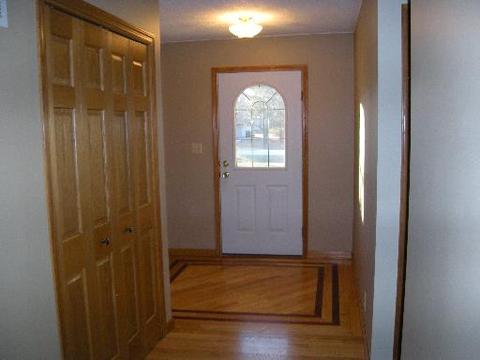 3610 Beth Dr, Morris, IL 60450 photo 2