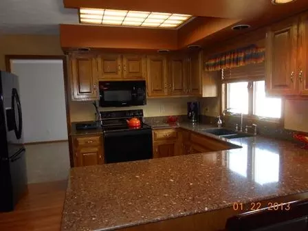 809 Burla Dr, Morris, IL 60450 photo 4
