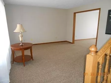 809 Burla Dr, Morris, IL 60450 photo 2