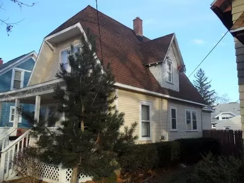 604 Concord St, Aurora, IL 60505 photo 2