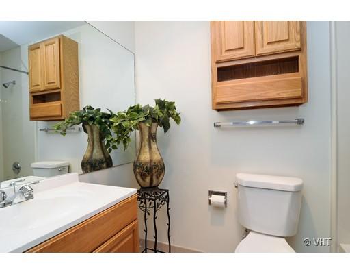 1534 Heather Ct #c2, Wheeling, IL 60090 photo 8