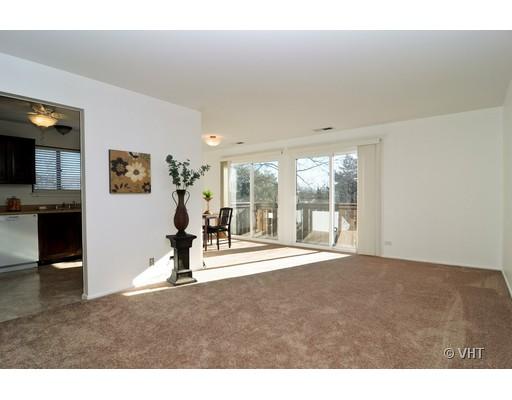 1534 Heather Ct #c2, Wheeling, IL 60090 photo 2