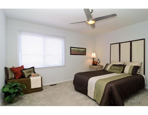 1481 Chippewa Trl, Wheeling, IL 60090 photo 8