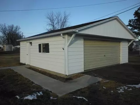 310 S Third St, Cherry, IL 61317 photo 11