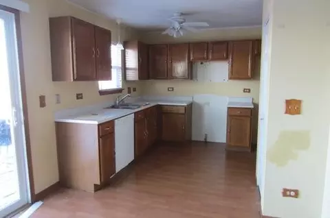 2115 Winding Lakes Dr, Plainfield, IL 60586 photo 3
